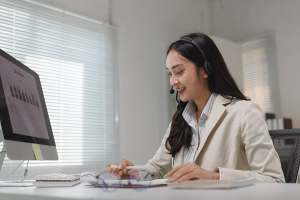 The Role of a Customer Service Virtual Assistant in Improving Client Satisfaction
