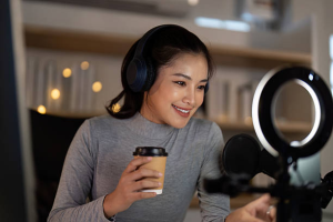 Boost Your Brand with a Content Creation Virtual Assistant