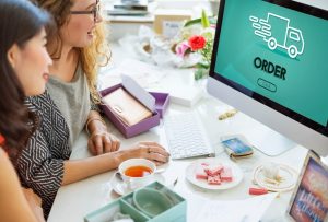 The Role of E-Commerce Outsourcing in Reducing Operational Costs and Improving Service Quality