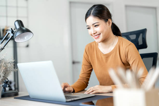 How a Virtual Admin Assistant Keeps Your Business Organized, Productive, and Primed for Growth